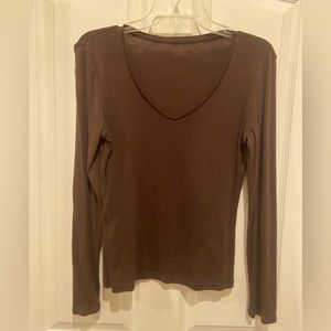 a.n.a. Woman’s Long Sleeve V-neck Top